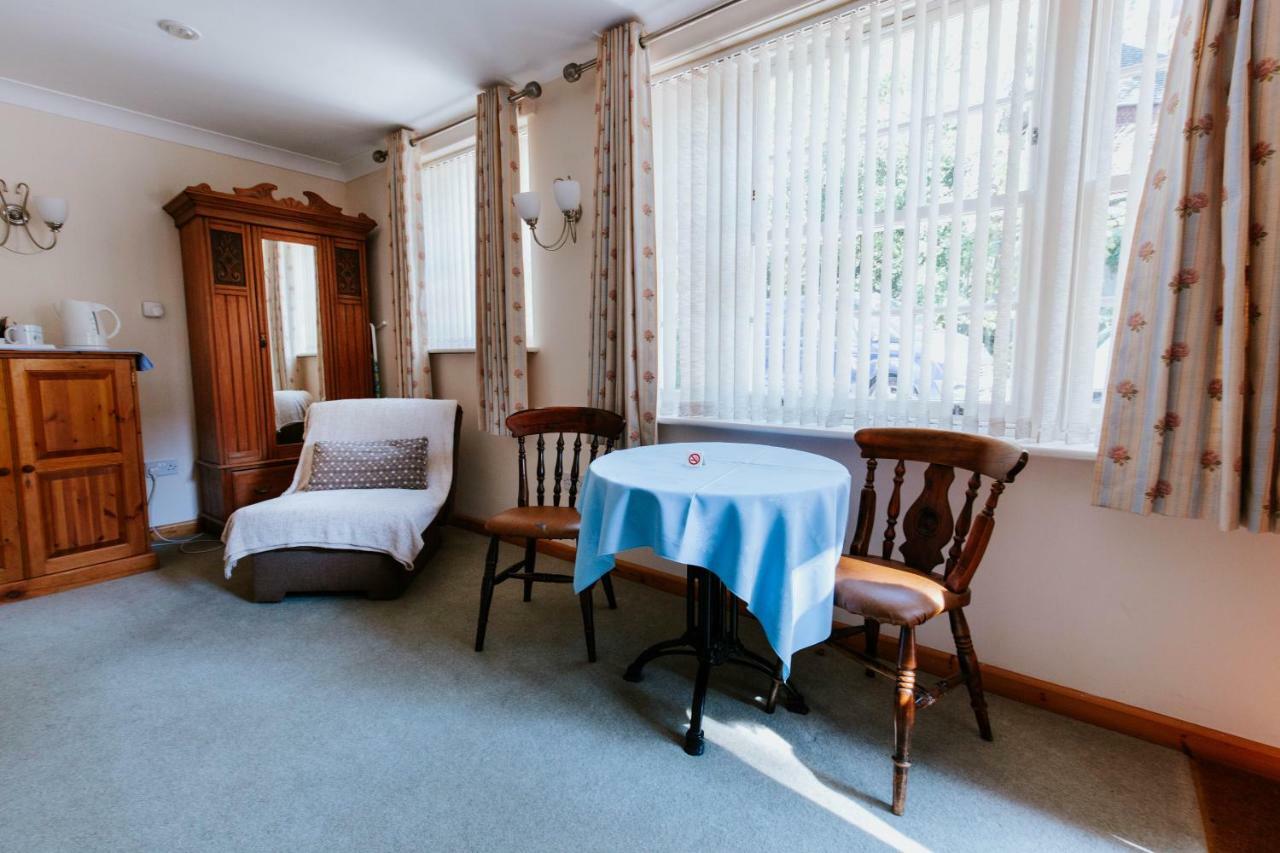 Bluebell House Hotell Windsor Eksteriør bilde